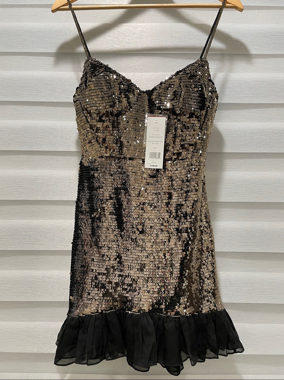 NWT French Connection antique gold sequin black ruffle party mini size 4